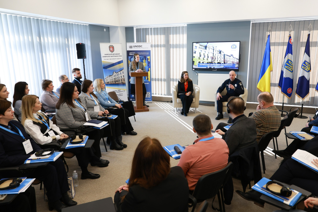 Участь працівників БЕБ у консультаціях з питань боротьби з організованою злочинністю в умовах війни на базі Львівського державного університету внутрішніх справ