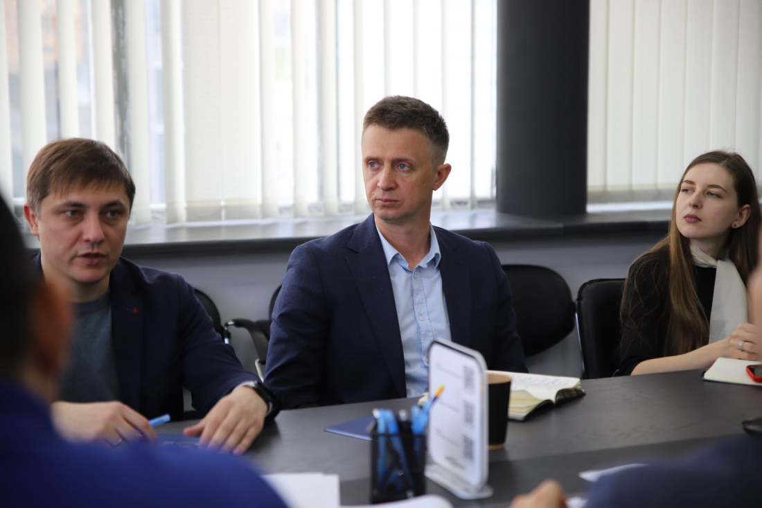 Круглий стіл з представниками Асоціації «Укртютюн» щодо результатів роботи БЕБ та подальшої протидії нелегальному ринку сигарет
