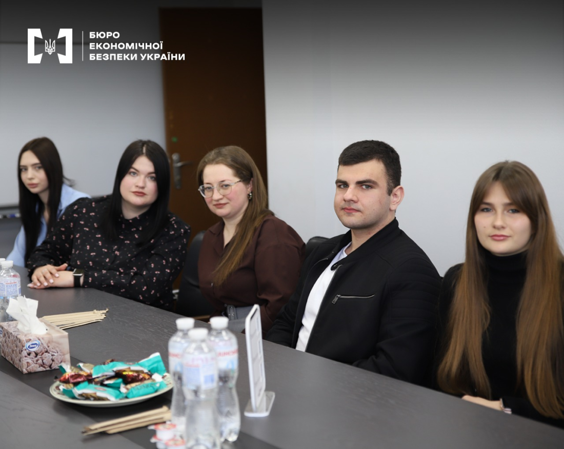 Зустріч представників БЕБ із студентами факультету прокуратури Національного юридичного університету імені Ярослава Мудрого