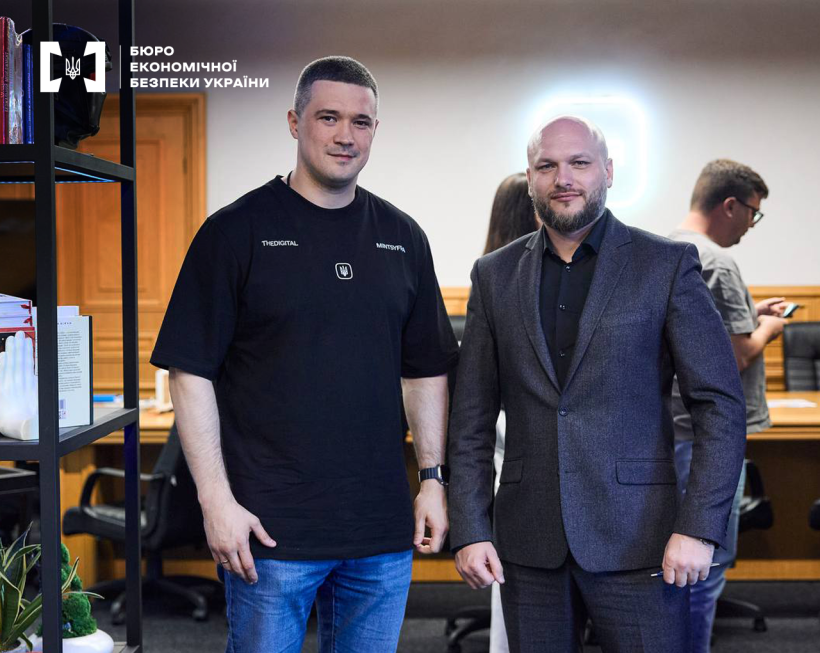 Директор БЕБ Олександр Цивінський з Першим віце-прем’єр-міністром України - Міністром цифрової трансформації України Михайлом Федоровим
