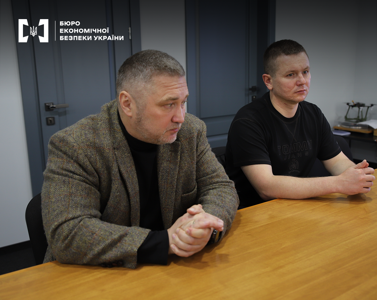 Голова Асоціації «Нерудні Надра України» Вадим Пєлих та правозахисник ВГО «Стоп  Корупції» Роман Литвин під час зустрічі.