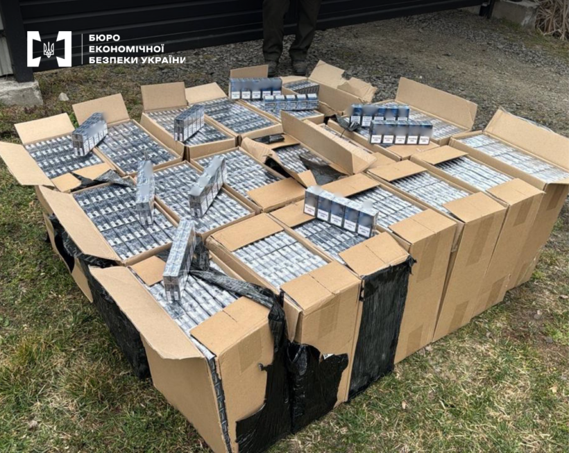 In Volyn, ESBU detectives have shut down a large-scale distribution channel  for tobacco products operating through courier services